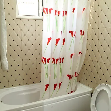 意大利酒店 3* 地拉那