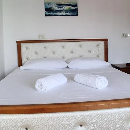 Hotell Italia 3*