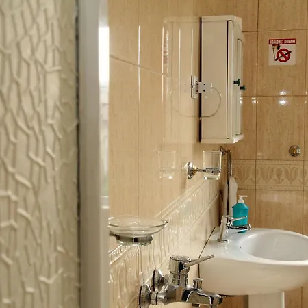 Italia Hotell 3*