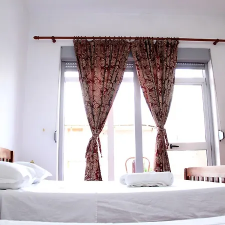 Hotell Italia 3*