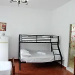 Italia ホテル 3*